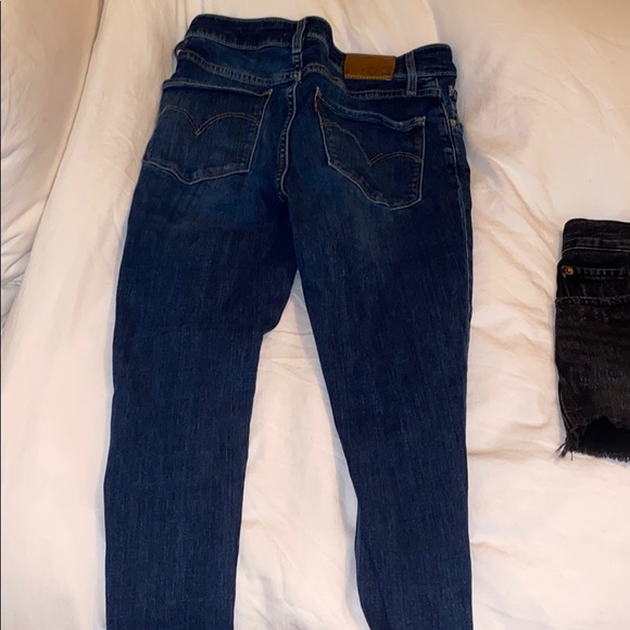 Levi jeans - Picture 2 of 3